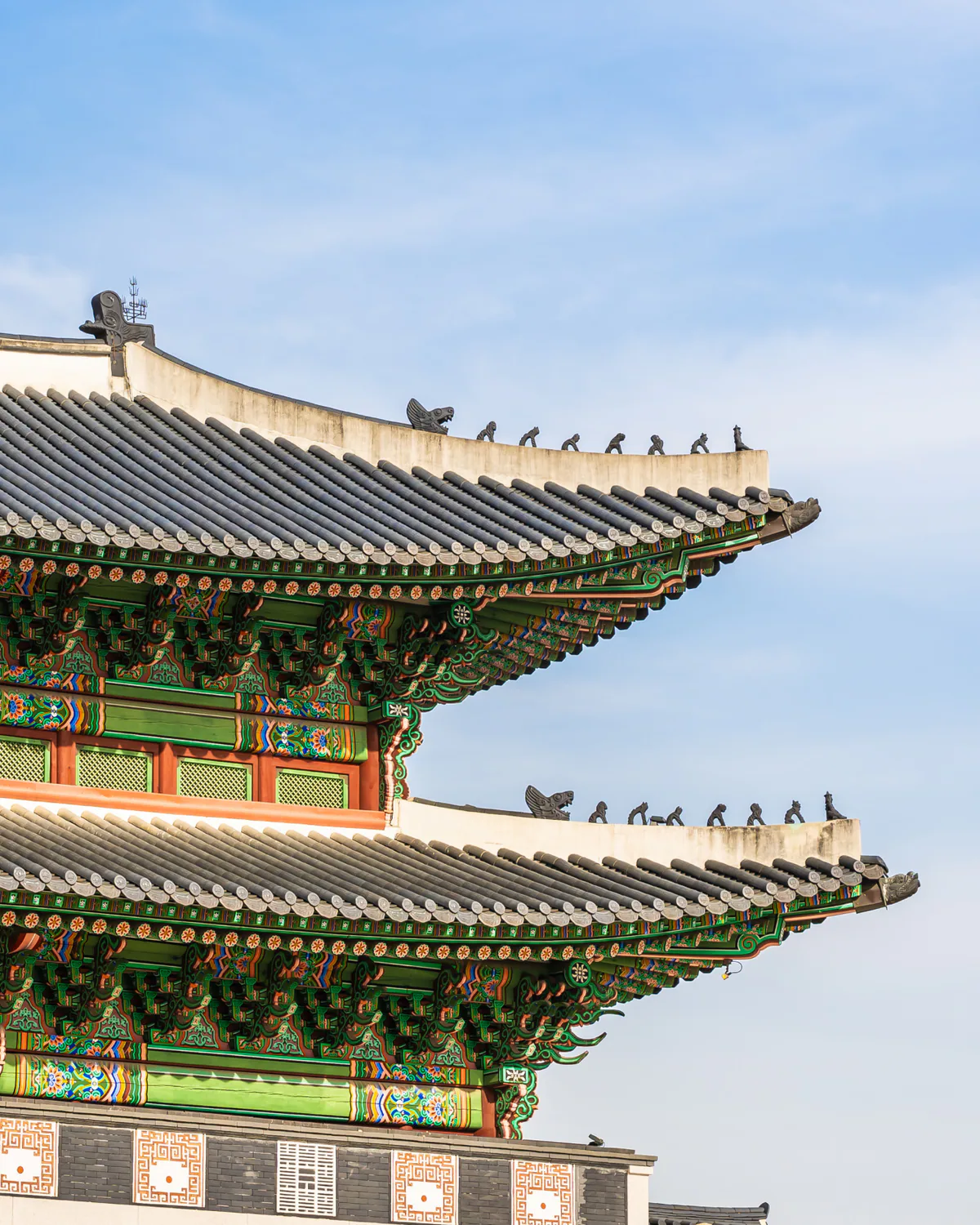 Korean translation by Ecrivus — sector specialists and linguists