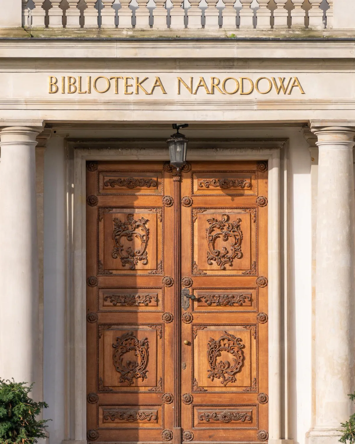 Polish translation by Ecrivus — sector specialists and linguists